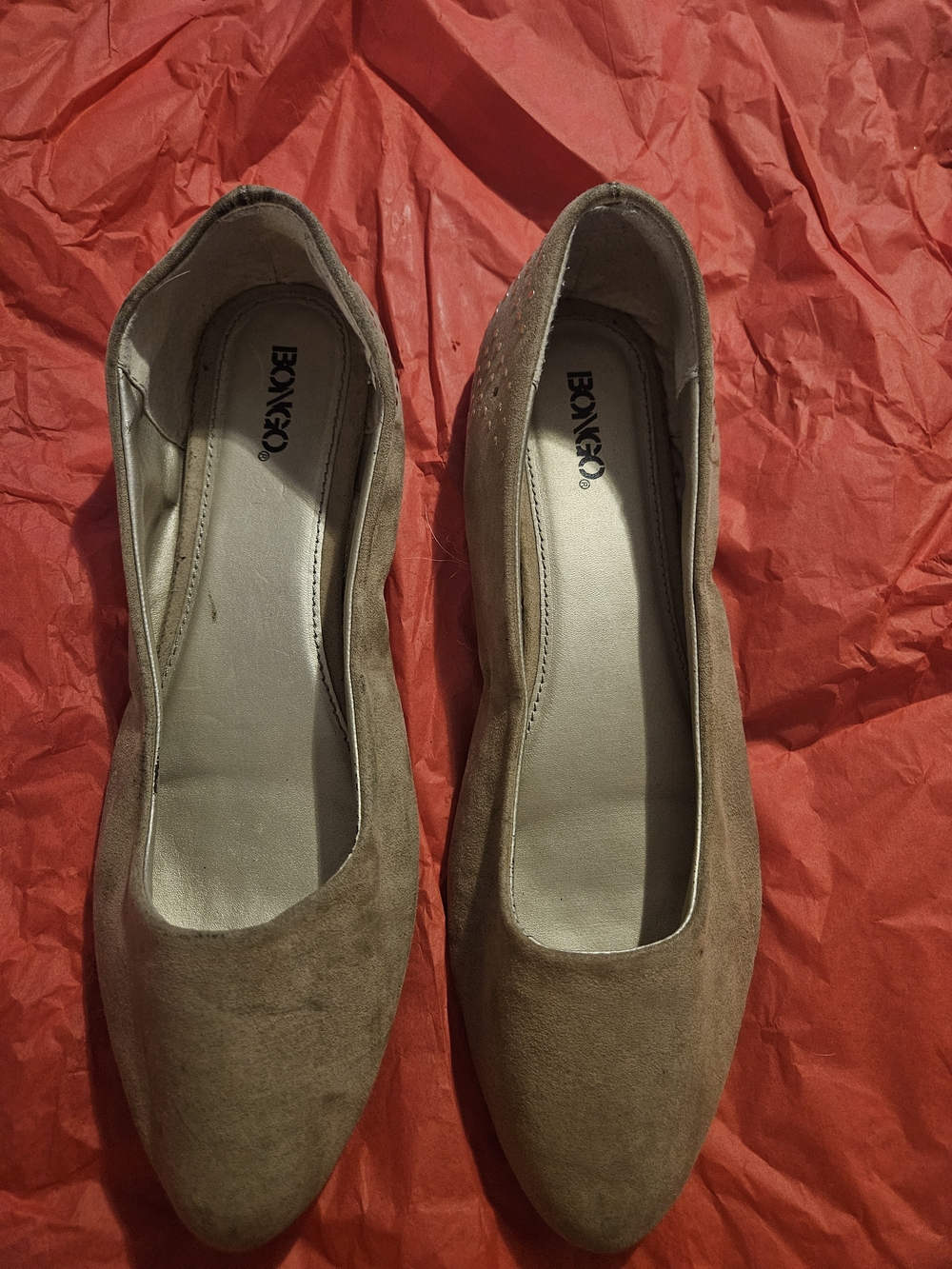 BONGO Taupe Suede Pointed-Toe Ballet Flats